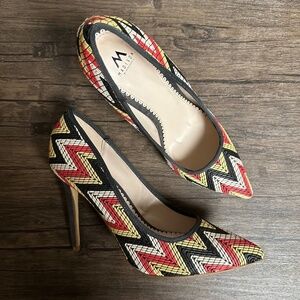 *MADISON* Black x Red Zig Zag Pattern Fashion Heels Size 9.5
